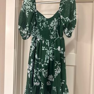 41 Hawthorn Green Puff Sleeve Sundress